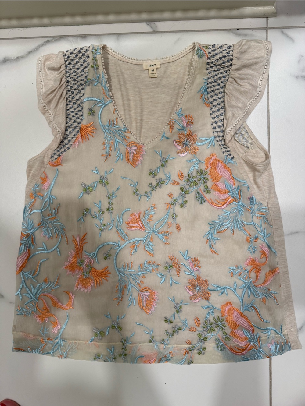 TINY Anthropologie M Floral Top embroidered Chemise Top eeuc